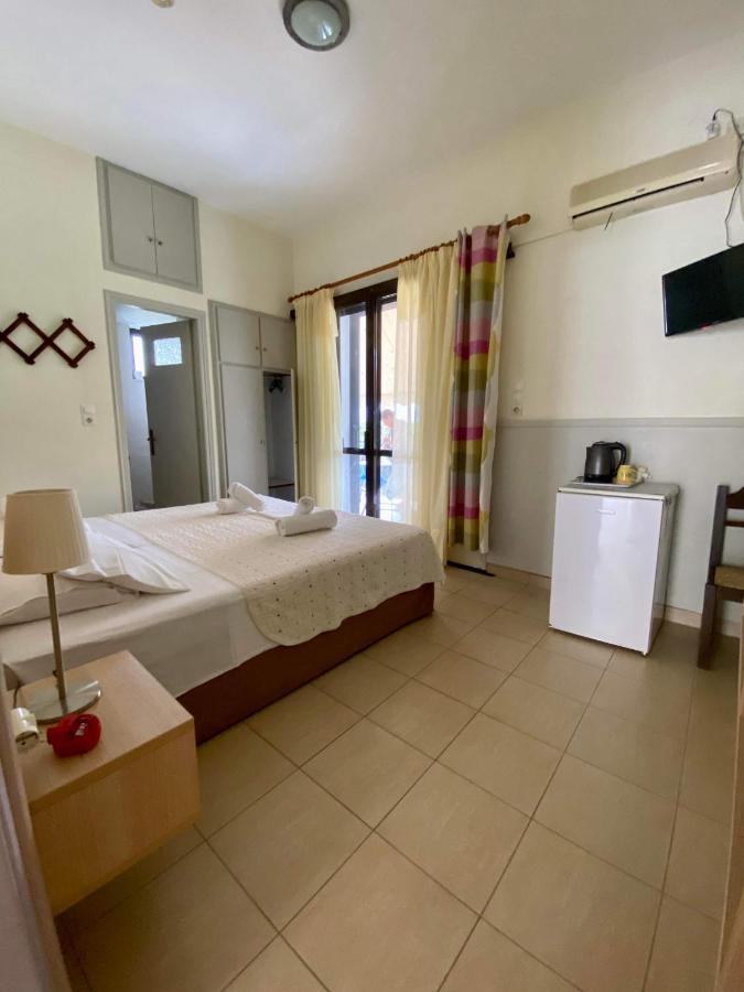 Katia Apartments Нідрі Екстер'єр фото